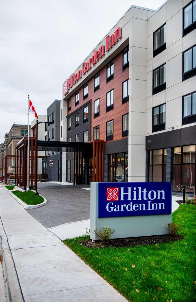 Hilton Garden Inn Moncton Downtown, Nb Zewnętrze zdjęcie