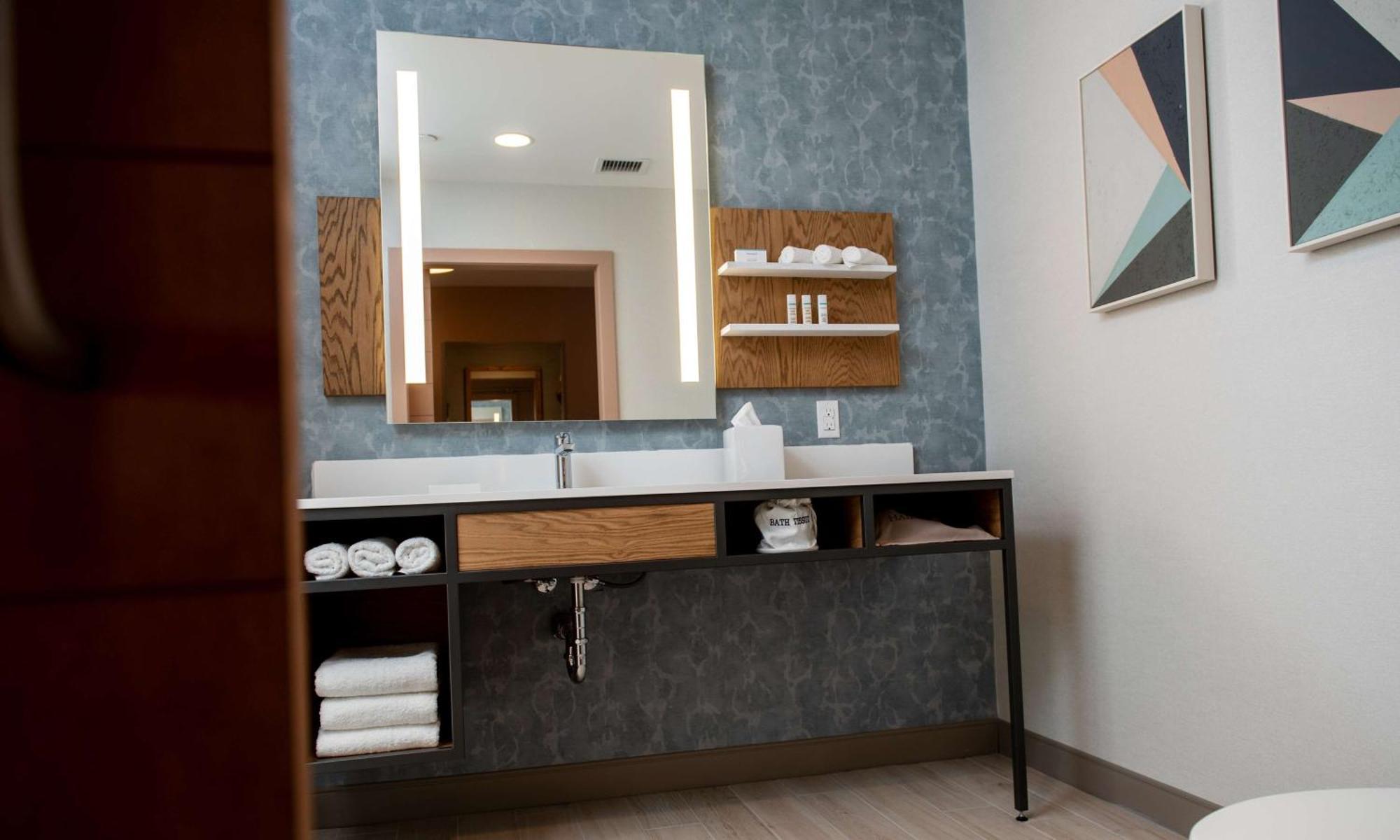 Hilton Garden Inn Moncton Downtown, Nb Zewnętrze zdjęcie
