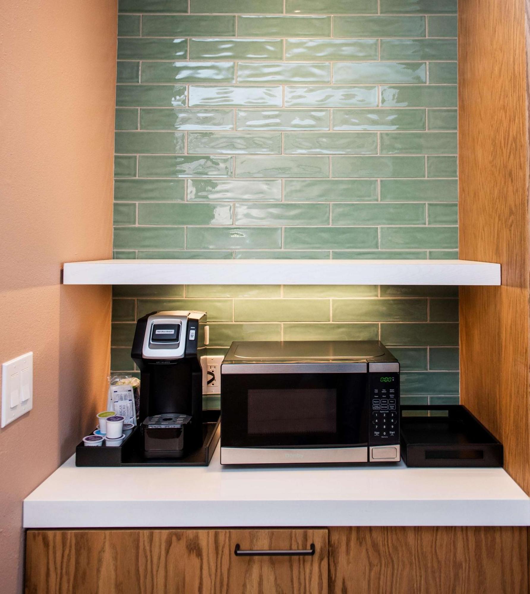 Hilton Garden Inn Moncton Downtown, Nb Zewnętrze zdjęcie